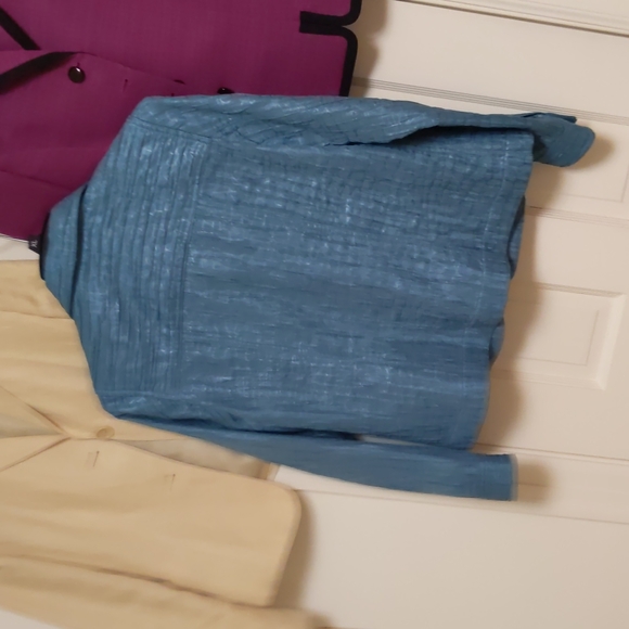 COPY - Three jackets straw colored from Talbot's fusha from le suit,  teal by a… - Picture 5 of 16